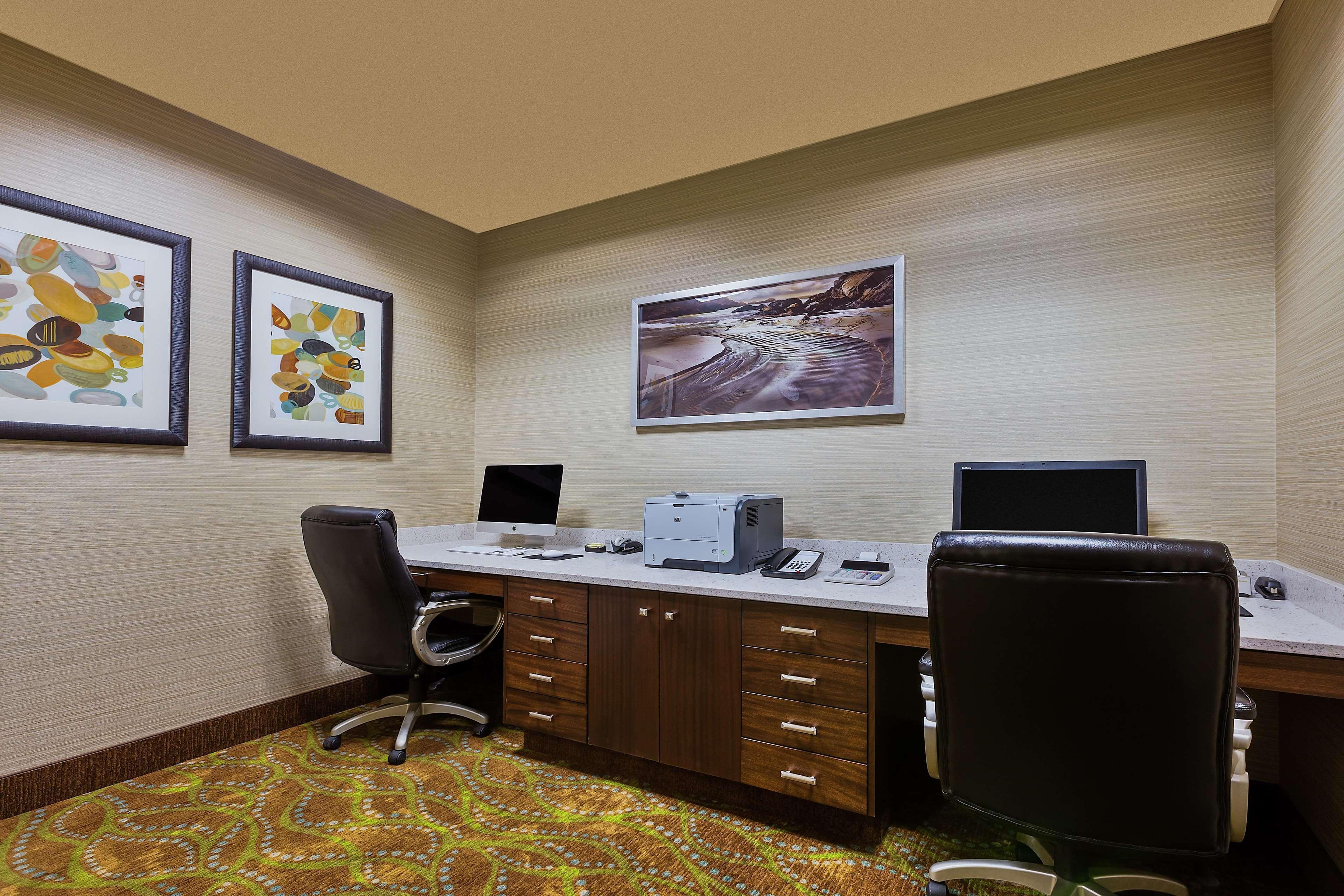 Hampton Inn & Suites Бенд Екстер'єр фото