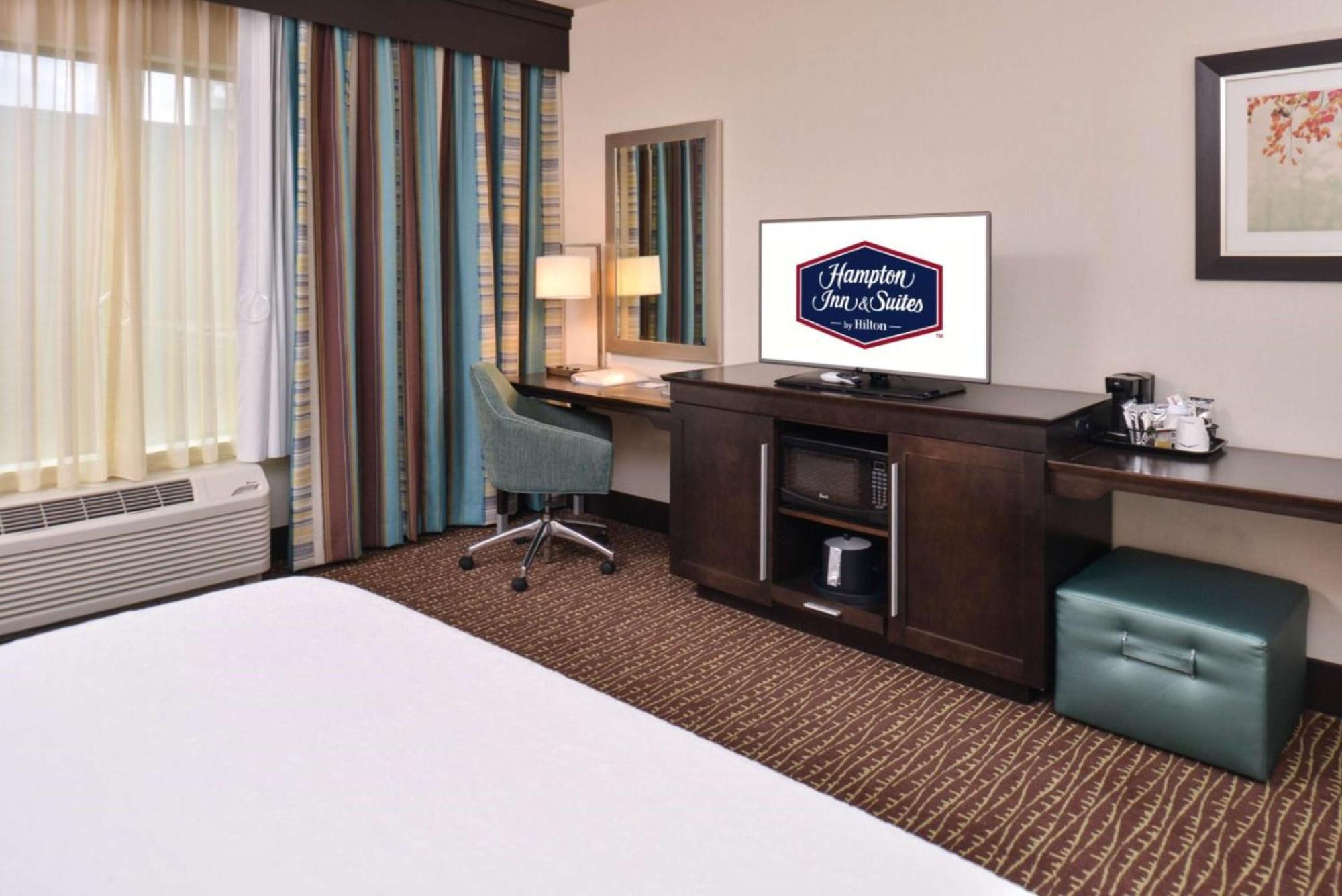 Hampton Inn & Suites Бенд Екстер'єр фото