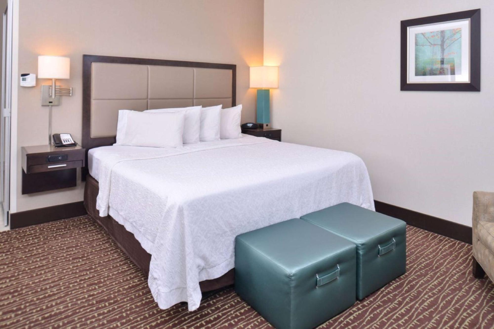 Hampton Inn & Suites Бенд Екстер'єр фото