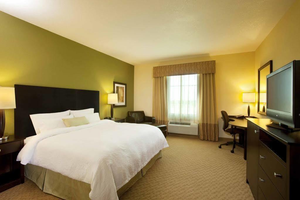 Hampton Inn & Suites Бенд Екстер'єр фото